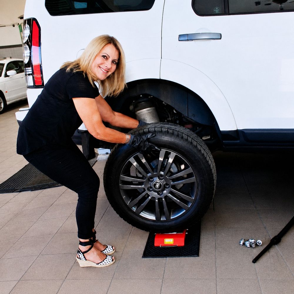 MultiMate Portable Wheel Changer